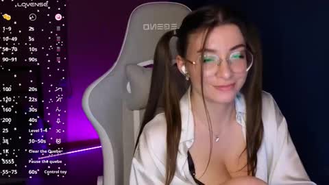 Snapshot of haily_heavenly chatting on 02/28/25, 04:31 HailyHeavenly online show from 02/28/25, 04:31