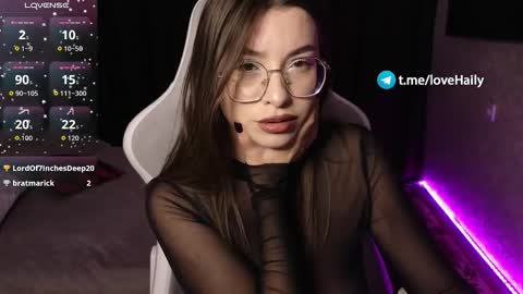 Snapshot of haily_heavenly chatting on 10/29/25, 01:02 HailyHeavenly online show from 10/29/25, 01:02