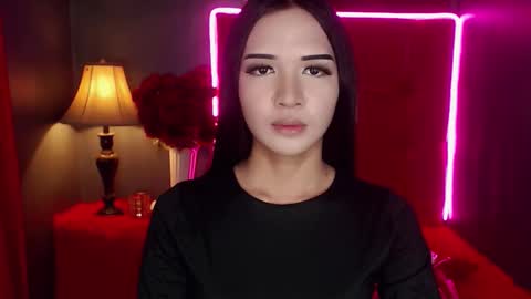 Snapshot of hailyourqueenofsatisfaction chatting on 02/11/26, 12:21 Haily online show from 02/11/26, 12:21