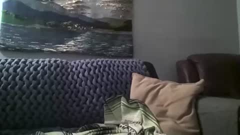 Snapshot of hairiestbear chatting on 12/27/24, 05:20 Hairiest Bear online show from 12/27/24, 05:20