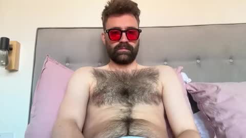 hairy_andhung online show from 04/18/26, 11:36