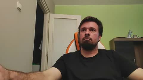 hairy_guy007 online show from 07/01/26, 05:56
