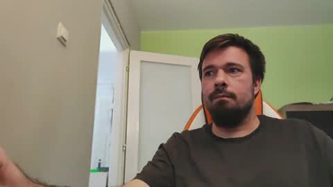 hairy_guy007 online show from 07/04/26, 07:14