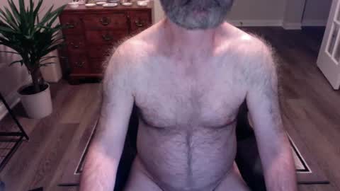 Snapshot of hairyarchtex chatting on 10/03/25, 02:19 HairyArchTex online show from 10/03/25, 02:19