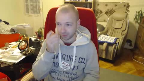 Snapshot of hairyass25yo chatting on 12/09/24, 01:40 Puppy3 StockyDaddiesmusclebearsbeefybigmans online show from 12/09/24, 01:40