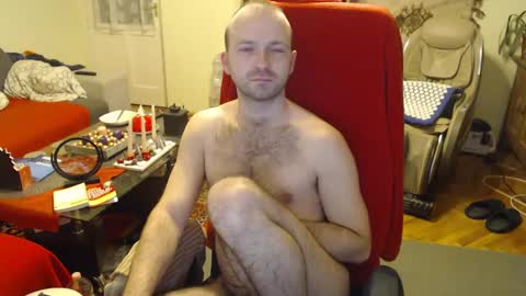 Snapshot of hairyass25yo chatting on 12/24/24, 06:28 Puppy3 StockyDaddiesmusclebearsbeefybigmans online show from 12/24/24, 06:28