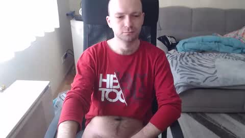 Snapshot of hairyass25yo chatting on 01/27/25, 09:34 Puppy3 StockyDaddiesmusclebearsbeefybigmans online show from 01/27/25, 09:34