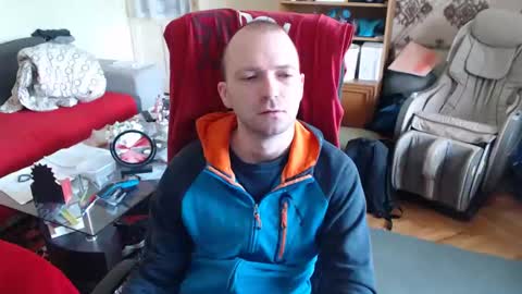 Snapshot of hairyass25yo chatting on 02/04/25, 10:54 Puppy3 StockyDaddiesmusclebearsbeefybigmans online show from 02/04/25, 10:54