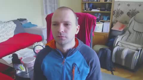 Snapshot of hairyass25yo chatting on 02/05/25, 09:15 Puppy3 StockyDaddiesmusclebearsbeefybigmans online show from 02/05/25, 09:15