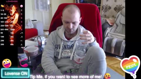 Snapshot of hairyass25yo chatting on 02/21/25, 11:11 Puppy3 StockyDaddiesmusclebearsbeefybigmans online show from 02/21/25, 11:11