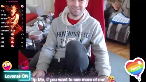 Snapshot of hairyass25yo chatting on 03/01/25, 12:01 Puppy3 StockyDaddiesmusclebearsbeefybigmans online show from 03/01/25, 12:01