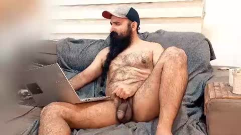 Hairy Beard Smoker online show from 06/26/26, 01:10