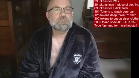 HairyDaddyBear69 online show from 06/24/26, 11:53