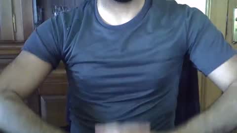 Snapshot of hairydaduncut chatting on 01/16/25, 12:53 hairydaduncut online show from 01/16/25, 12:53