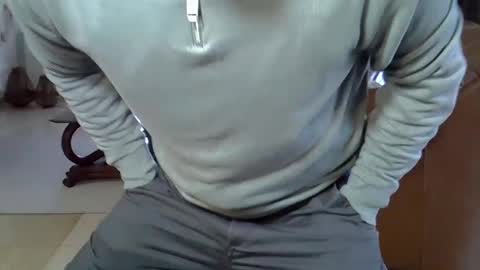 Snapshot of hairydaduncut chatting on 01/31/25, 01:02 hairydaduncut online show from 01/31/25, 01:02