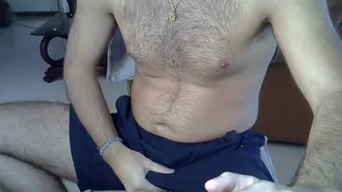 Snapshot of hairydaduncut chatting on 10/02/25, 12:12 hairydaduncut online show from 10/02/25, 12:12