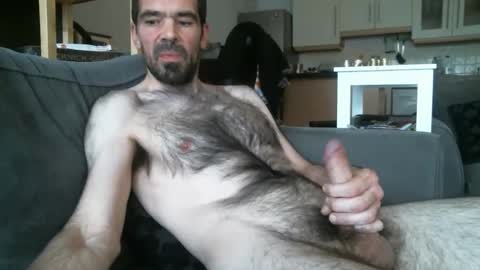 hairydude2015 online show from 10/14/25, 02:18