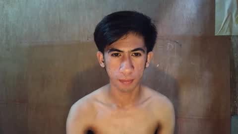 Snapshot of hairyhugecock_22 chatting on 12/16/25, 12:48 hairyhugecock_22 online show from 12/16/25, 12:48