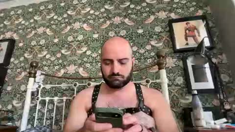 Snapshot of hairyleatherguy chatting on 07/01/26, 11:01 Hairy Guy online show from 07/01/26, 11:01
