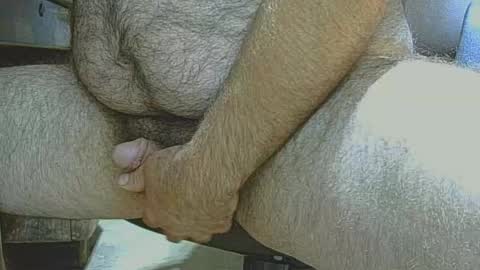 Snapshot of hairysmallfat chatting on 06/20/26, 04:21 hairysmallfat online show from 06/20/26, 04:21