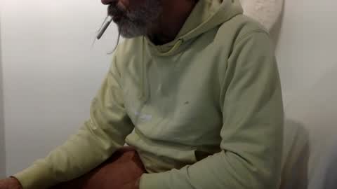 Snapshot of hairytonkas chatting on 01/26/25, 01:31 HairyTonkas online show from 01/26/25, 01:31