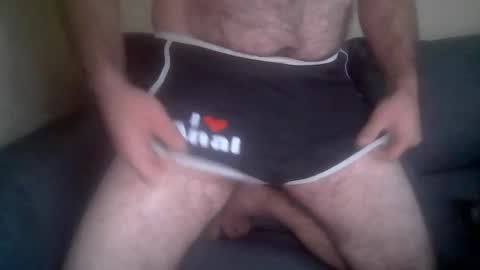 Snapshot of hairytransvestite chatting on 10/10/25, 03:33 hairytransvestite online show from 10/10/25, 03:33