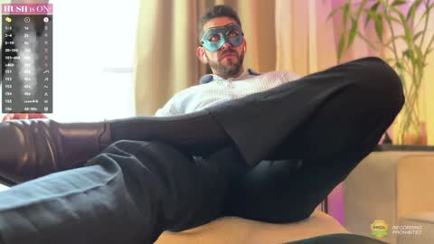 Snapshot of hairyxlmaster chatting on 01/07/25, 06:14 CASHMASTER CARLO online show from 01/07/25, 06:14