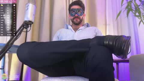 Snapshot of hairyxlmaster chatting on 02/10/25, 09:47 CASHMASTER CARLO online show from 02/10/25, 09:47