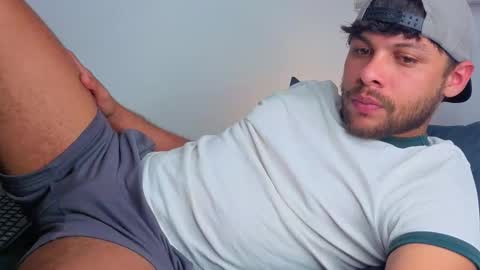 Independent       model  online show from 02/04/26, 11:20