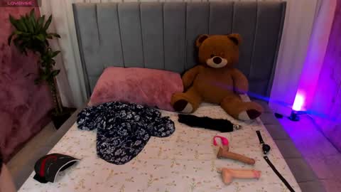 Haku Please help me with your thumbs up its important  online show from 01/22/25, 04:12