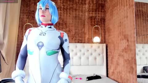 Haku Please help me with your thumbs up its important  online show from 02/21/25, 01:33