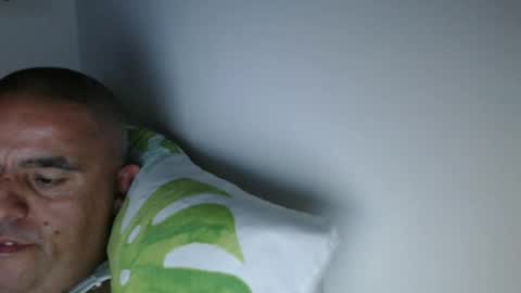 Snapshot of haled_77 chatting on 11/26/25, 01:23 haled_77 online show from 11/26/25, 01:23