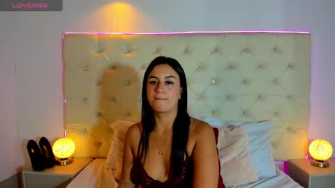 haley_evans_ online show from 01/11/25, 11:02