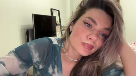 Snapshot of haley_rune chatting on 02/27/25, 05:47 haley_rune online show from 02/27/25, 05:47