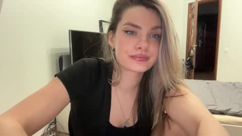 Snapshot of haley_rune chatting on 03/02/25, 04:32 haley_rune online show from 03/02/25, 04:32