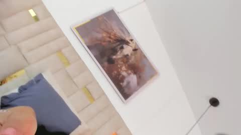 Snapshot of halie728 chatting on 11/20/25, 01:39 Halie online show from 11/20/25, 01:39