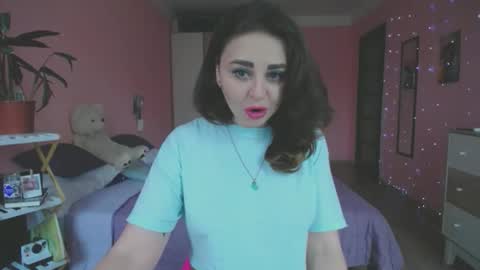 Ann online show from 11/28/25, 09:45