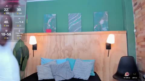 Snapshot of halleylorens chatting on 10/28/25, 07:05 Halley Lorens online show from 10/28/25, 07:05