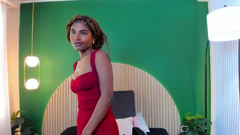 Halley Lorens online show from 04/12/26, 12:32