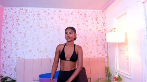 Halley Lorens online show from 07/02/26, 06:36