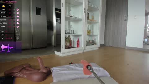 Snapshot of halliee chatting on 12/03/25, 07:23 insta Laupalacio777Next stream 01th December online show from 12/03/25, 07:23