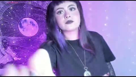 Hallu online show from 01/16/26, 07:29