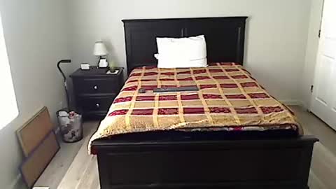 hammerthatthang73 online show from 04/26/26, 09:23