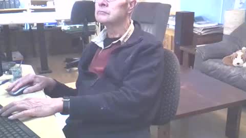 Snapshot of hamto65 chatting on 12/02/24, 09:28 Prefer men 80 online show from 12/02/24, 09:28