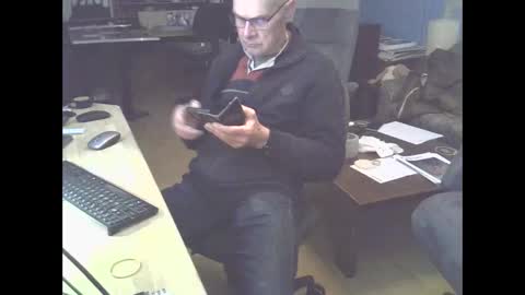 Snapshot of hamto65 chatting on 12/16/24, 08:48 Prefer men 80 online show from 12/16/24, 08:48