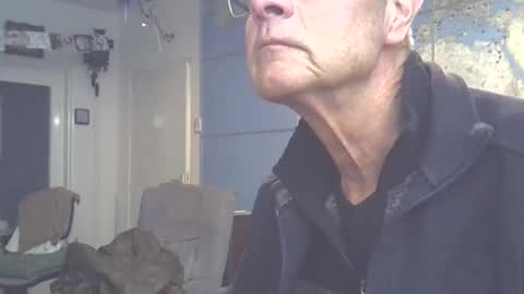 Snapshot of hamto65 chatting on 02/11/25, 10:18 Prefer men 80 online show from 02/11/25, 10:18