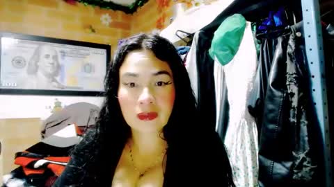 HANMy Dears make sure to follow me here create a FREE account if you dont have one and chat thank you. online show from 10/20/25, 03:40