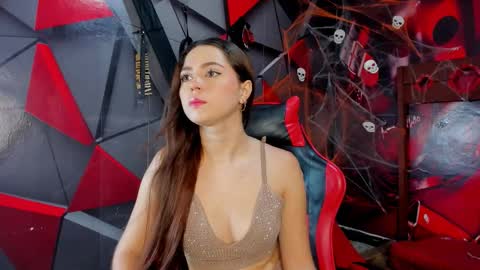 Snapshot of hana_and_zeta chatting on 11/02/25, 12:07 Hana and Zeta online show from 11/02/25, 12:07