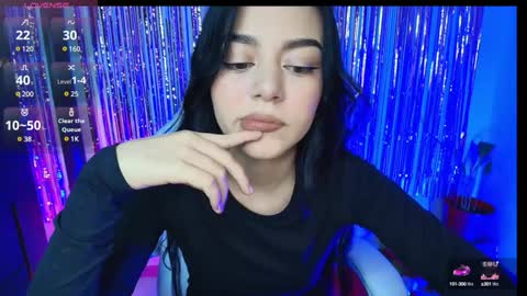 Snapshot of hana_garcia chatting on 12/22/24, 12:07 Hana Garcia online show from 12/22/24, 12:07