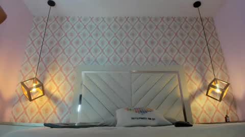 Hana online show from 04/14/26, 12:33